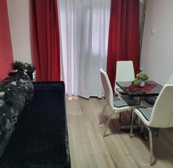 استودیوی استاندارد, Vila Mala Evropa