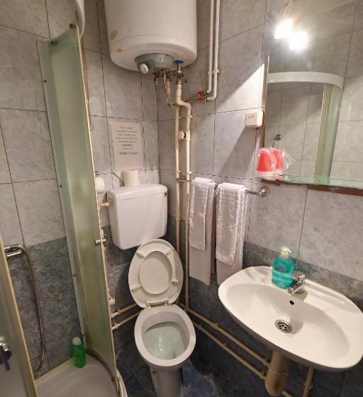 اتاق استاندارد سه نفره, Vila Mala Evropa