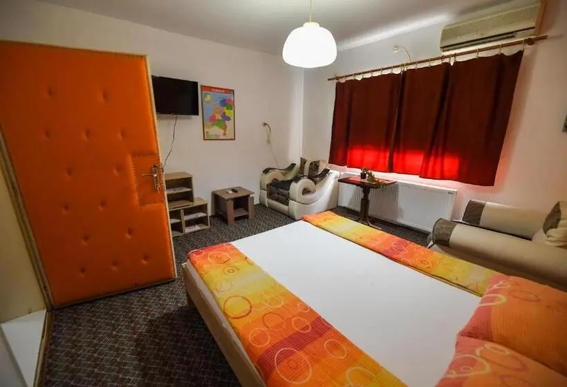 اتاق استاندارد چهار تخته, Vila Mala Evropa