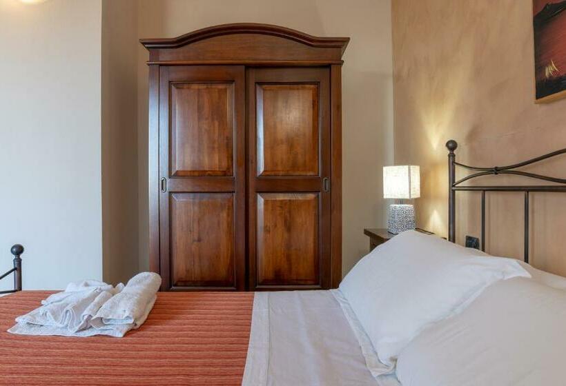 חדר סטנדרט לשלושה, B&b Alle Calende Greche