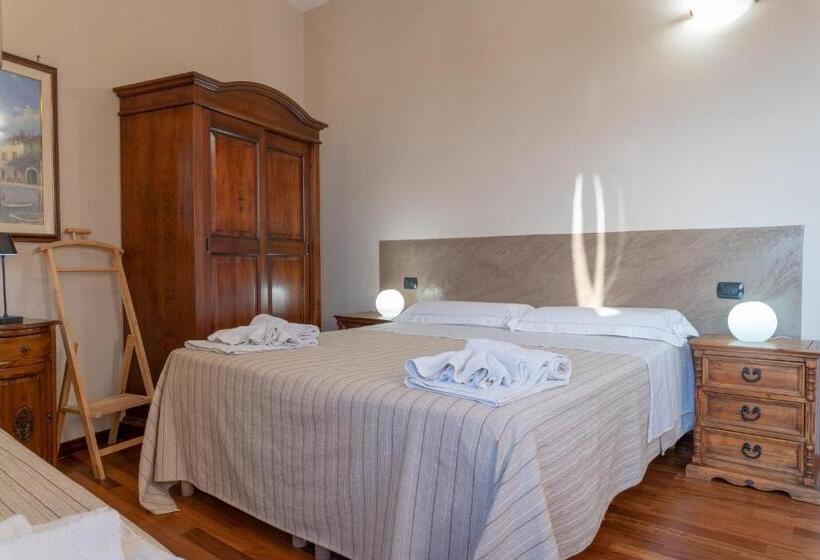 חדר סטנדרט לשלושה, B&b Alle Calende Greche