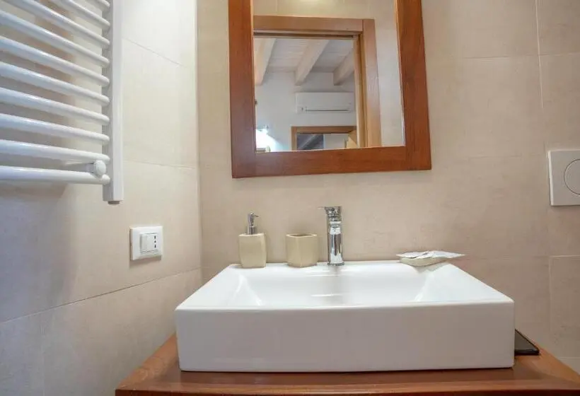 スタンダードルーム, B&b Alle Calende Greche