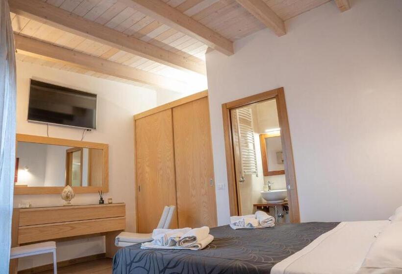 Номер Стандарт, B&b Alle Calende Greche
