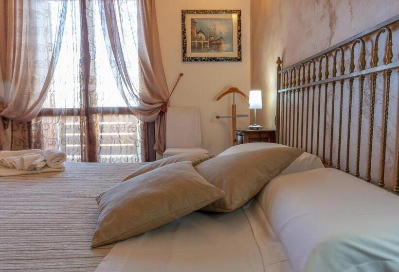 חדר סטנדרט לשלושה, B&b Alle Calende Greche