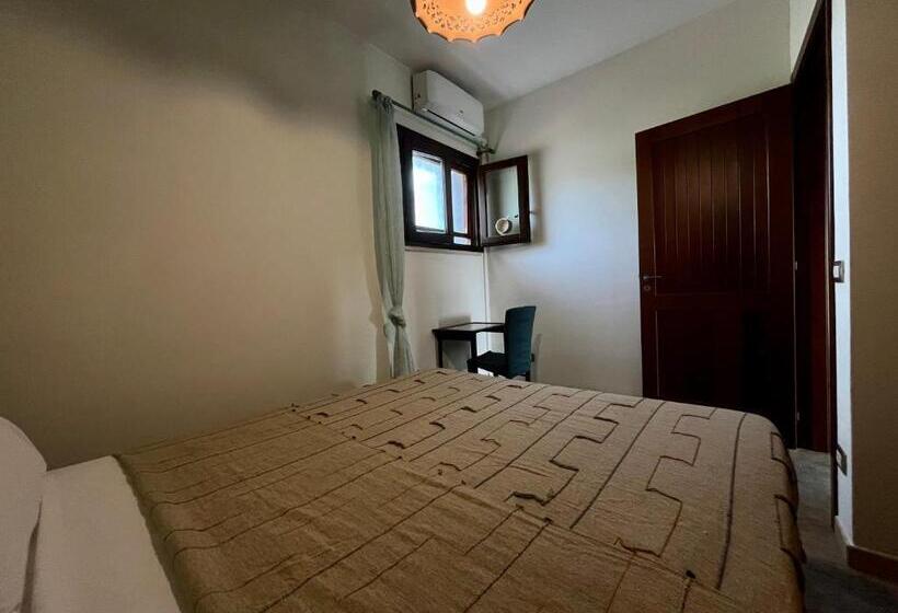 اتاق لوکس سه تخته, Agriturismo Serre