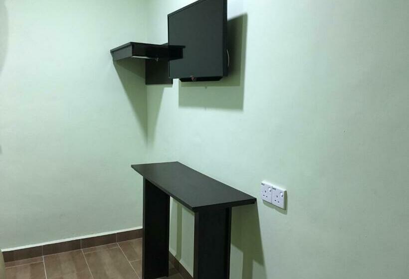 标准单人间, Grand Business