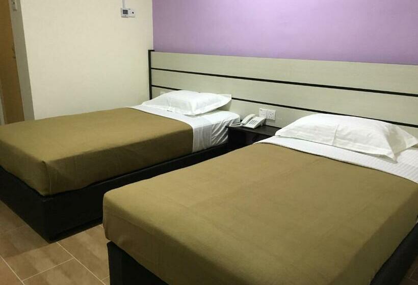 标准间, Grand Business