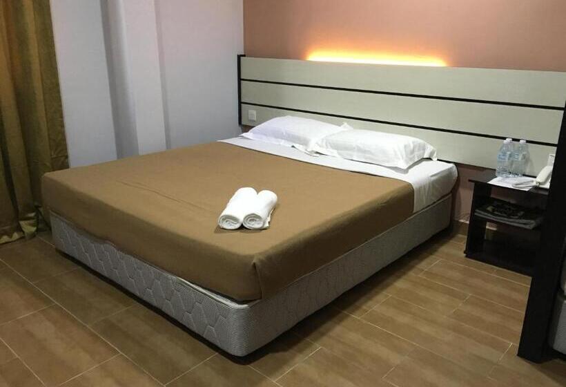Семейный Номер Deluxe, Grand Business