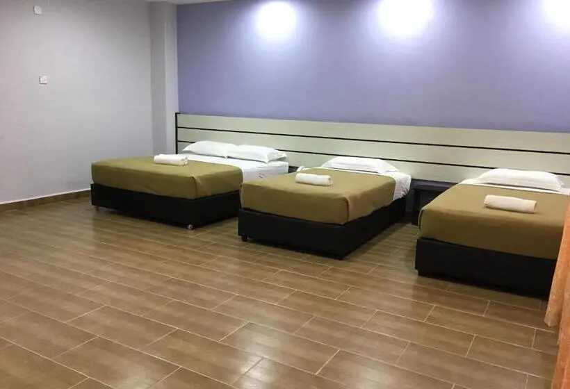 デラックスの4人部屋, Grand Business