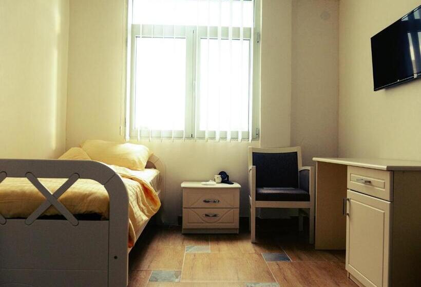 اتاق استاندارد یک نفره, Guesthouse Đokić