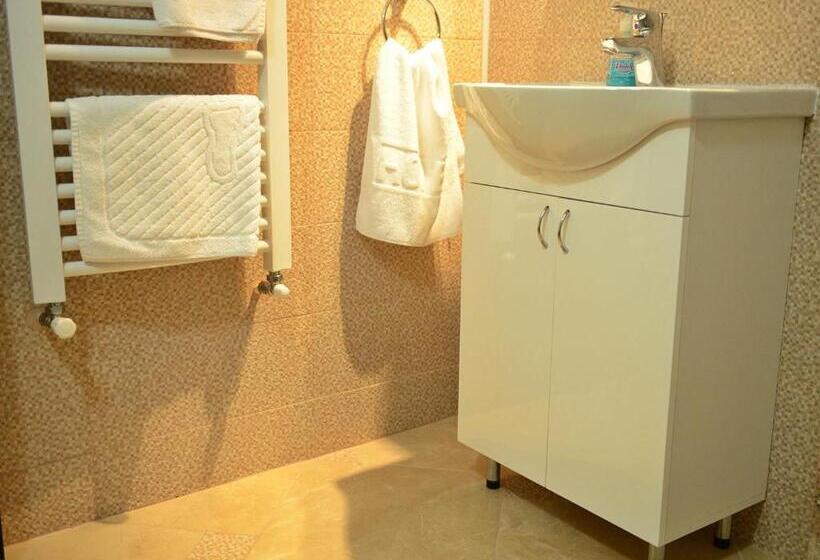 اتاق استاندارد سه نفره, Guesthouse Đokić