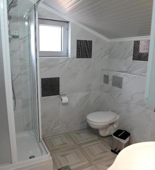 اتاق استاندارد سه نفره, Guesthouse Đokić