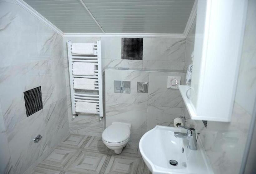 اتاق استاندارد چهار تخته, Guesthouse Đokić