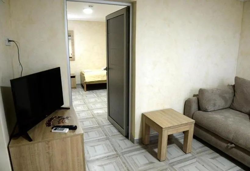 استودیوی استاندارد, Guesthouse Đokić