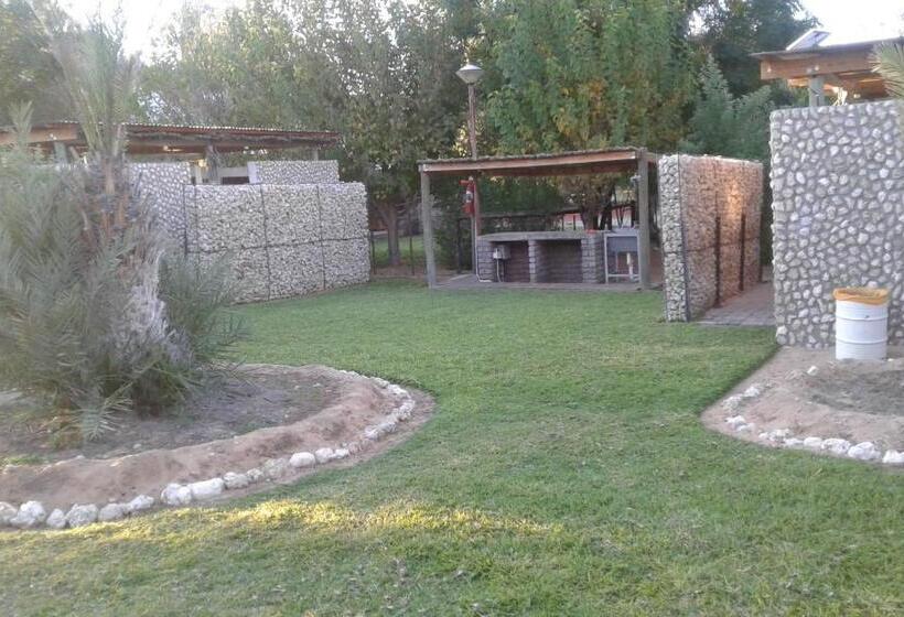 スタンダードルーム, Kalahari Camelthorn Guesthouse And Camping