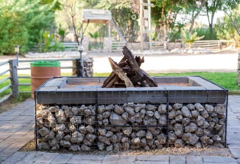 デラックスルーム, Kalahari Camelthorn Guesthouse And Camping