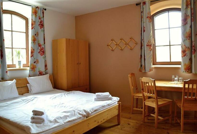 4인용 스탠다드 룸, Penzion Mlýn Sedlec