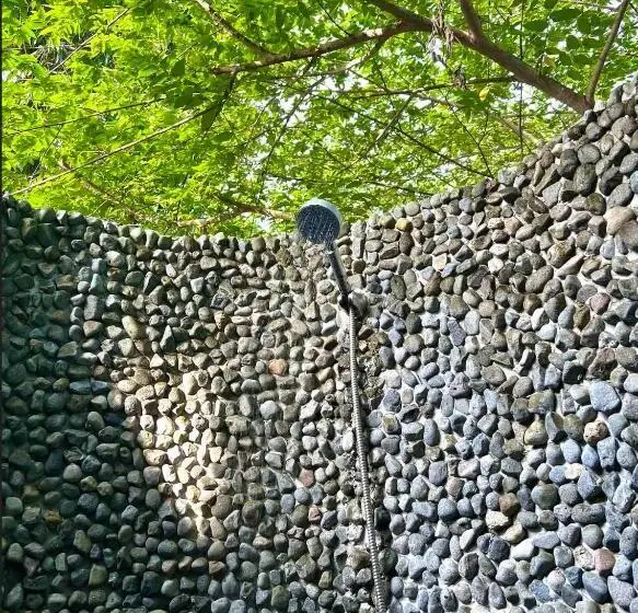オーシャンビューデラックスルーム, Sanctum Una Una Eco Dive Resort
