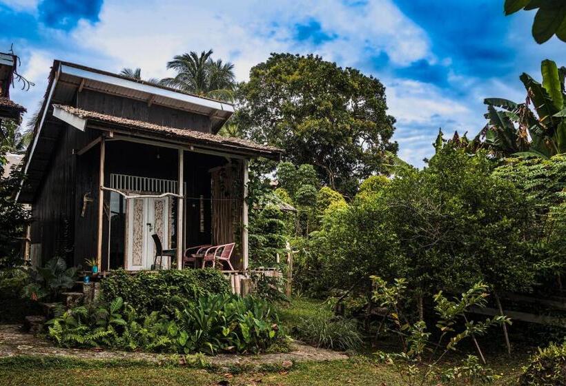 豪华海景房, Sanctum Una Una Eco Dive Resort