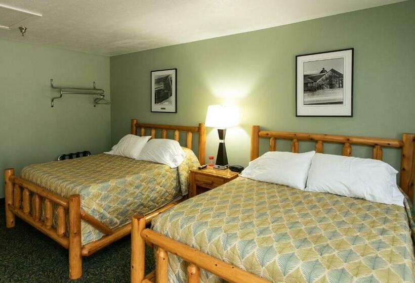 Номер Deluxe, The Kingsley Suites