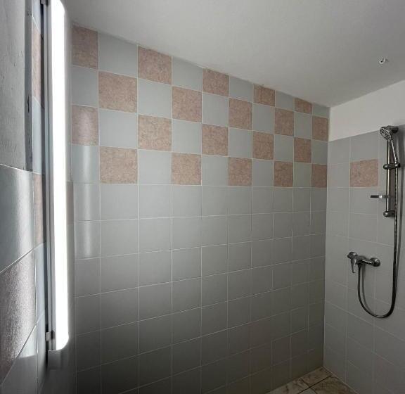 Апартаменты 1 Спальня Нижний Этаж, Rovere Dalla Riva