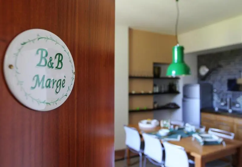 コンフォートトリプルルーム, B&b Margè