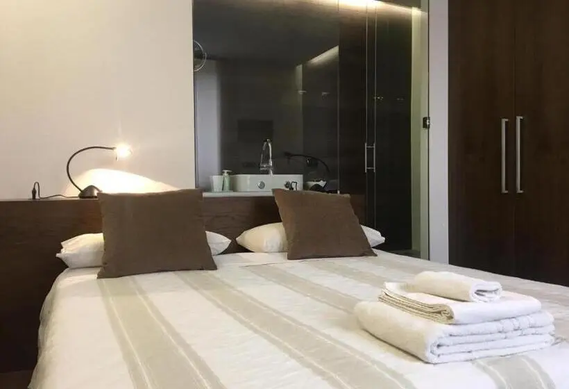 デラックスルーム, B&b Margè