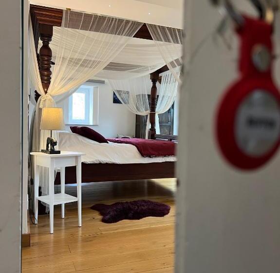 Люкс, Le Prieure De Buffon