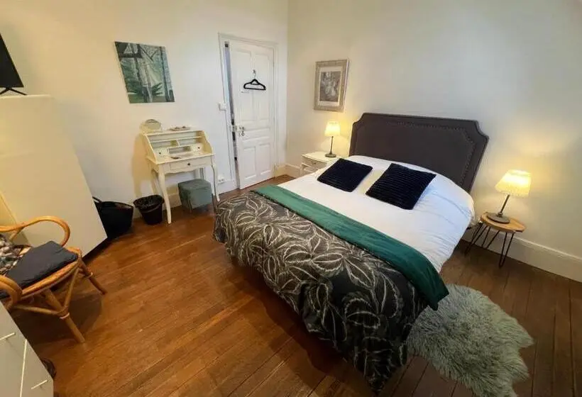 Habitación Basic, Le Prieure De Buffon