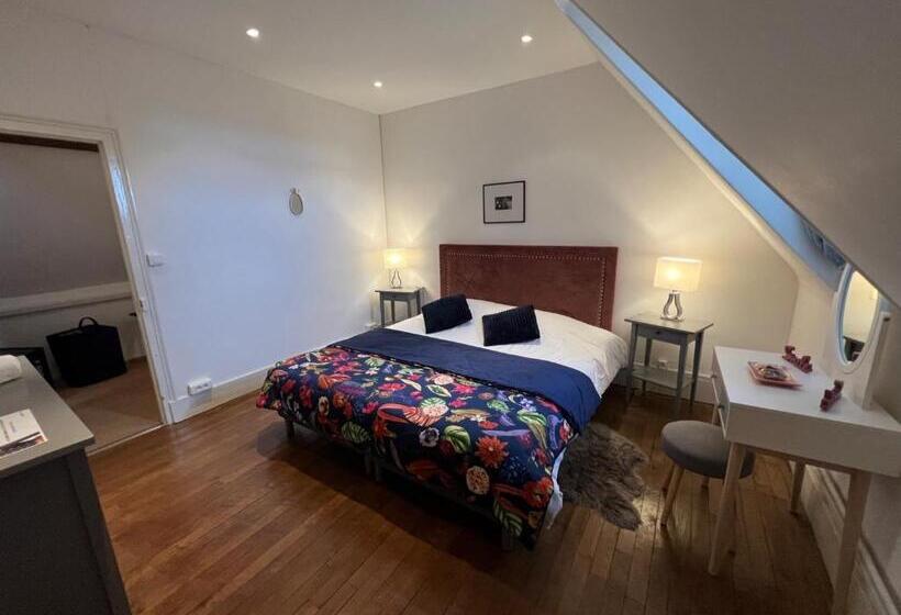 Номер Superior, Le Prieure De Buffon