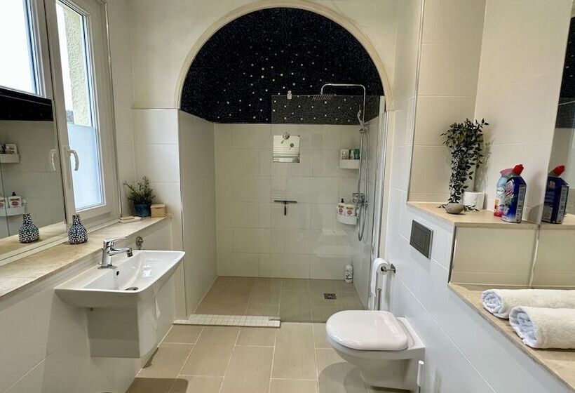 Люкс Повышенной Комфортности, Le Prieure De Buffon