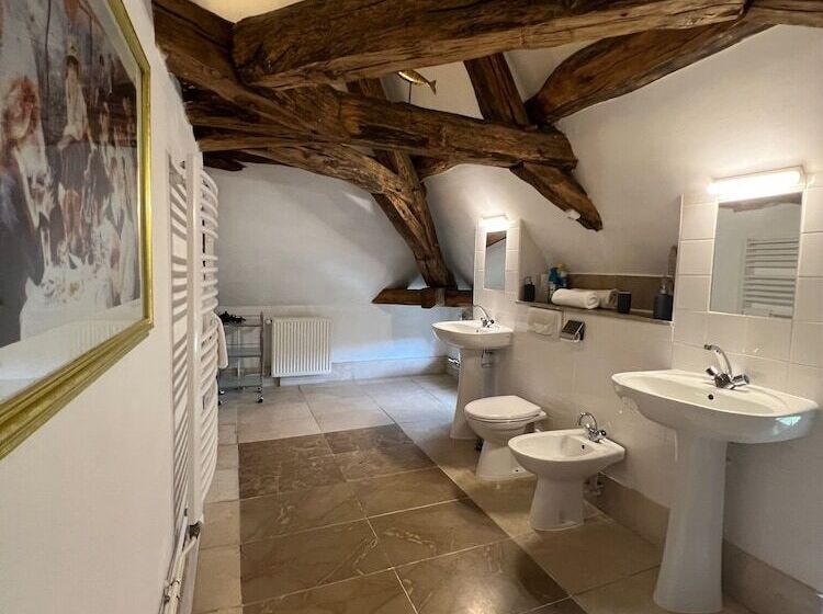 Номер Superior, Le Prieure De Buffon