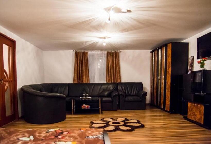 חדר משפחתי דלוקס, Pensiunea Silvanka