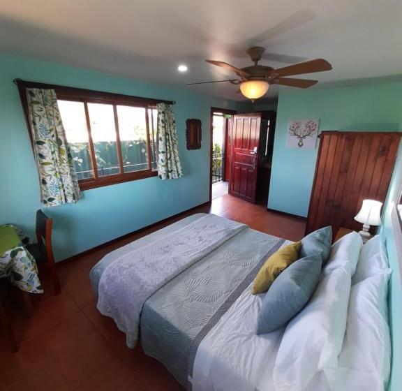 标准房带园景, Casa Costa Rica Boutique B&b