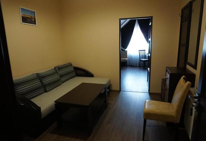 Трехместный Номер Комфорт, Central Park