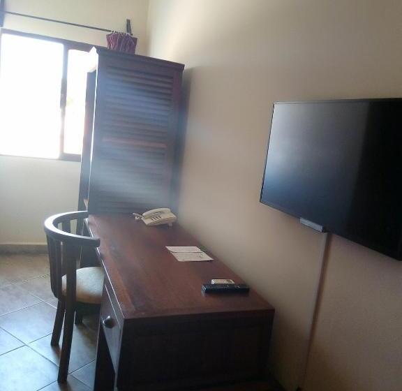 اتاق استاندارد, Hôtel Serena