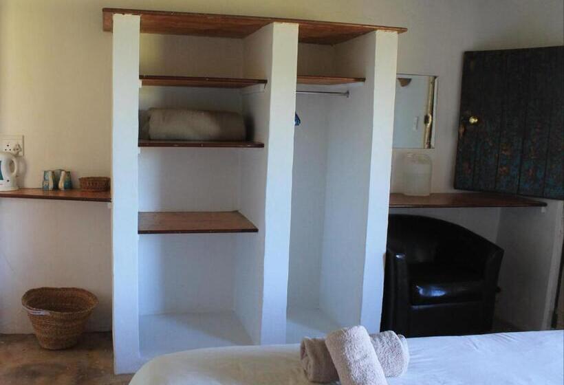 غرفة قياسية, The Haven