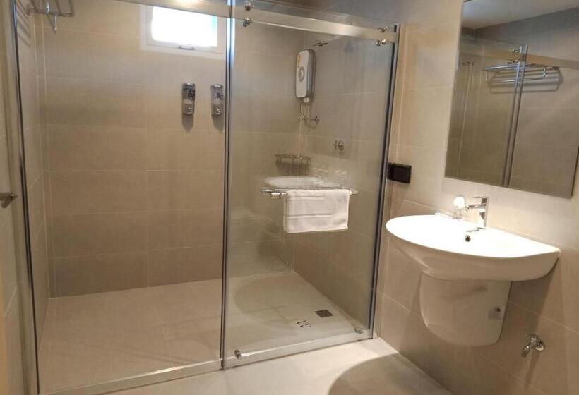 标准间带阳台, The White Garden Premier Saraburi