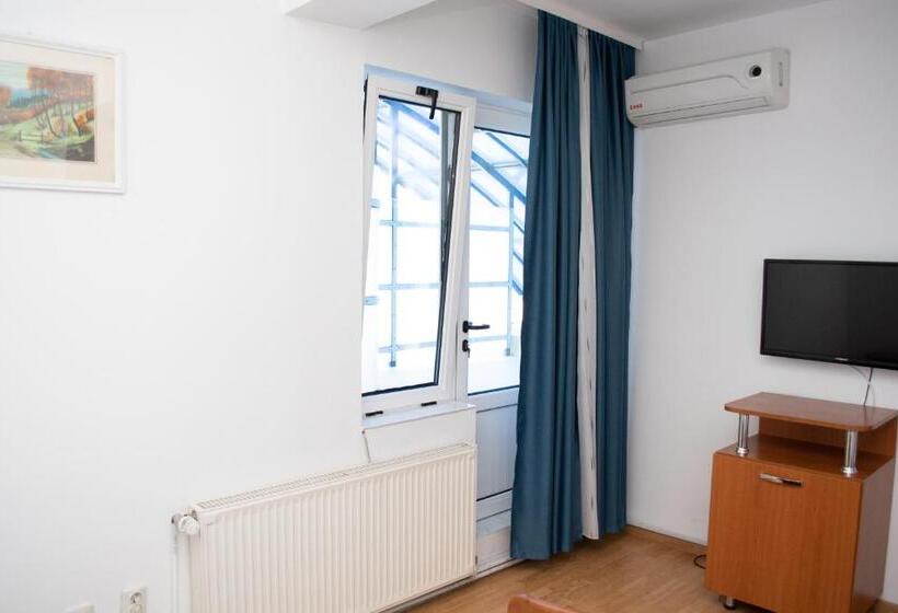 スタンダードルーム, Motel Via Targu Mures