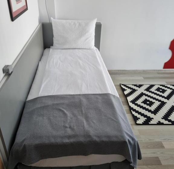 スタンダードシングルルーム, Motel Via Targu Mures
