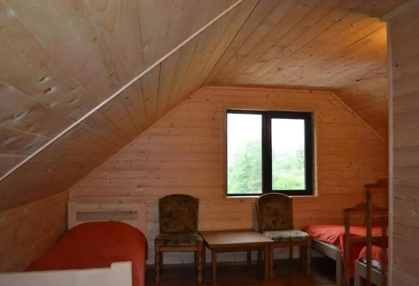 スタンダード４人部屋, 4 Mountains