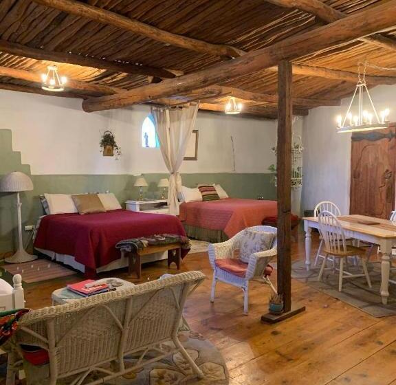 كابينة, Casita At St Francis Hatch Nm