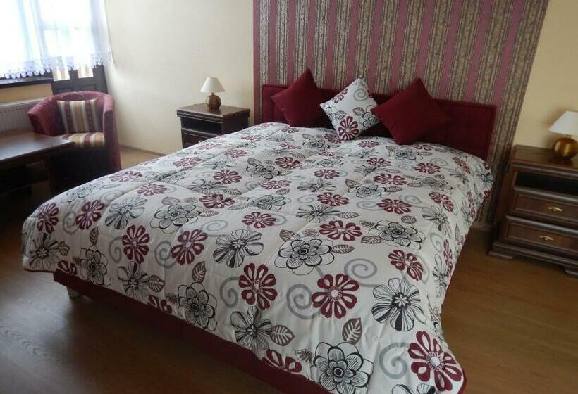 חדר סטנדרט, Konsky Dvor