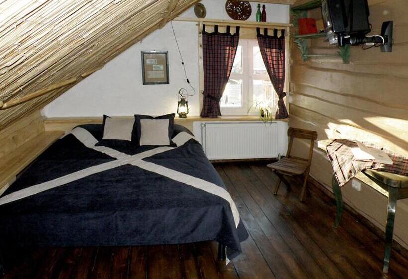 חדר סטנדרט לשלושה, Salamandra Village