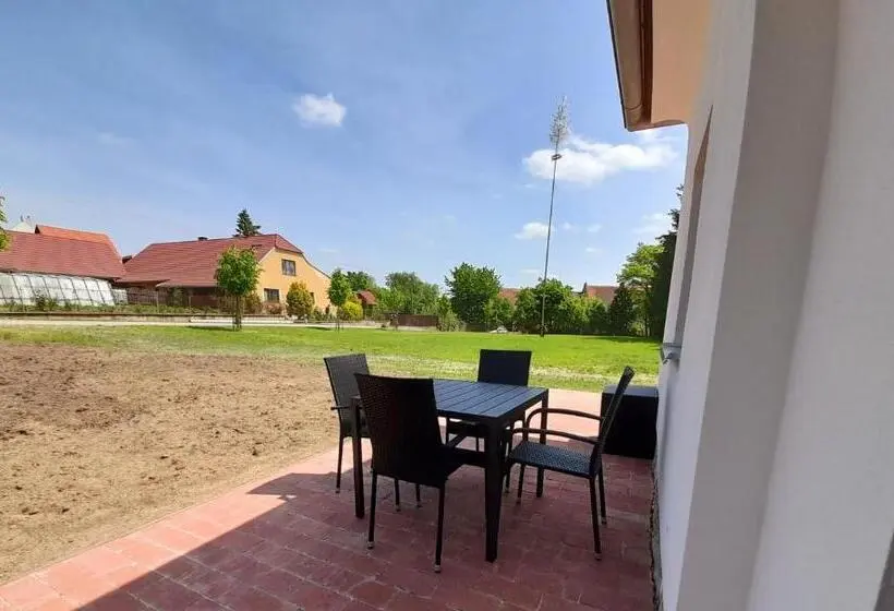 テラス付スイート, Residence Tvrz Skočice