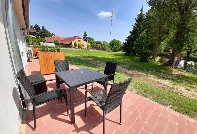 テラス付きスタンダードワンルーム, Residence Tvrz Skočice