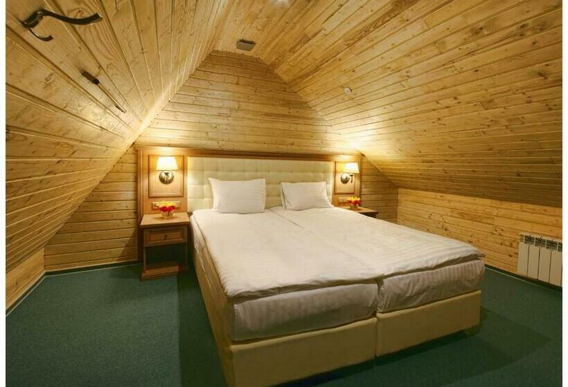 패밀리 룸, Iváncsó Birtok   термальні води косино