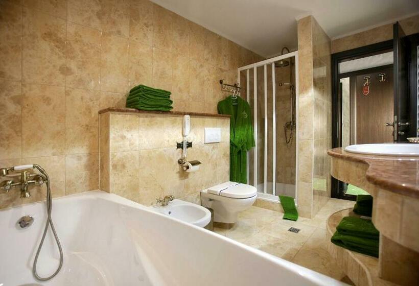 클래식 스위트, Iváncsó Birtok   термальні води косино