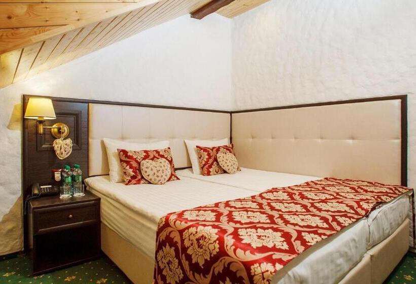 펜트하우스 룸, Iváncsó Birtok   термальні води косино