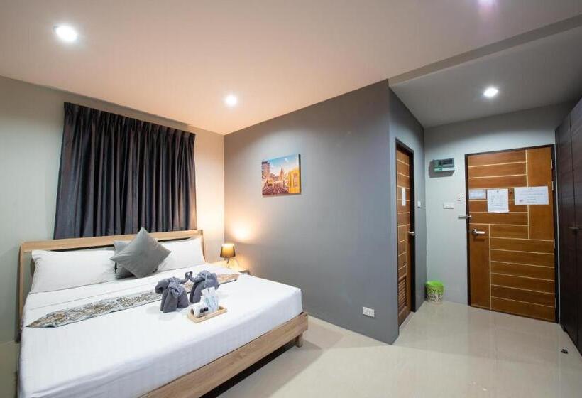 סטודיו סטנדרט עם מרפסת, The Living Hotel Samutprakan